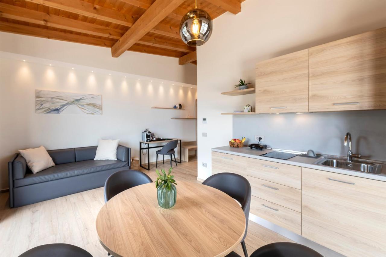 Evo Suites Apartments Limone sul Garda Luaran gambar