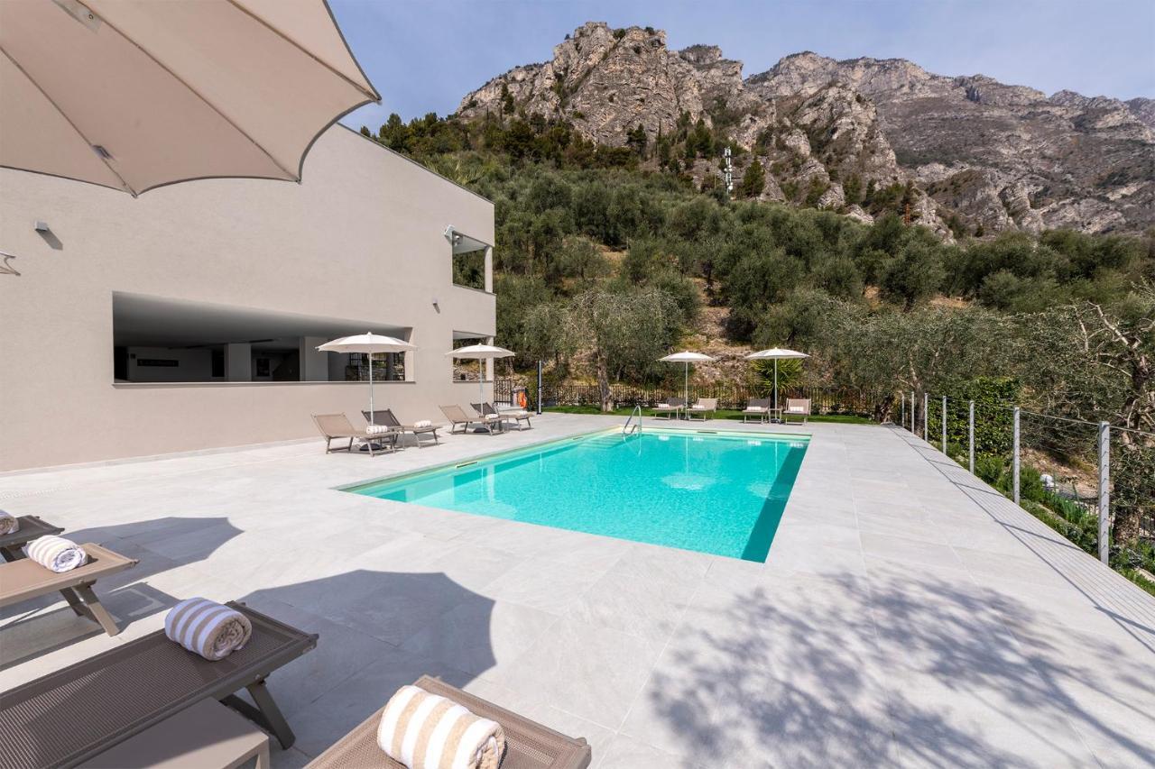 Evo Suites Apartments Limone sul Garda Luaran gambar